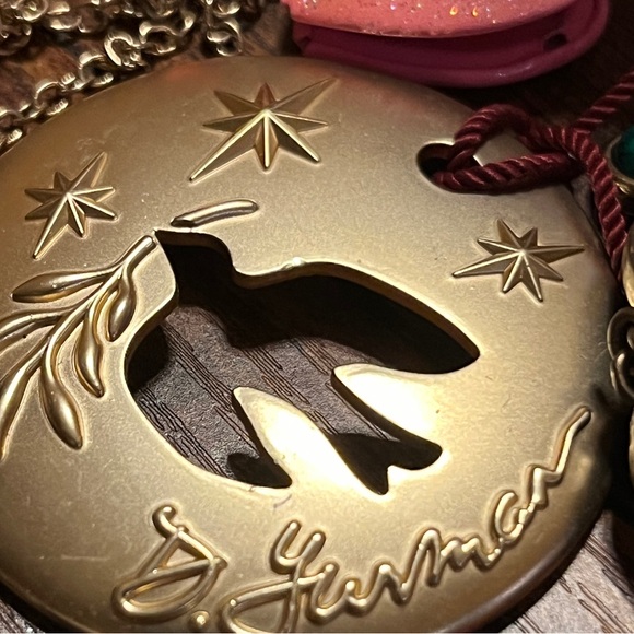 David Yurman gold-tone collectable Christmas ornament with stars and dove - Picture 8 of 9